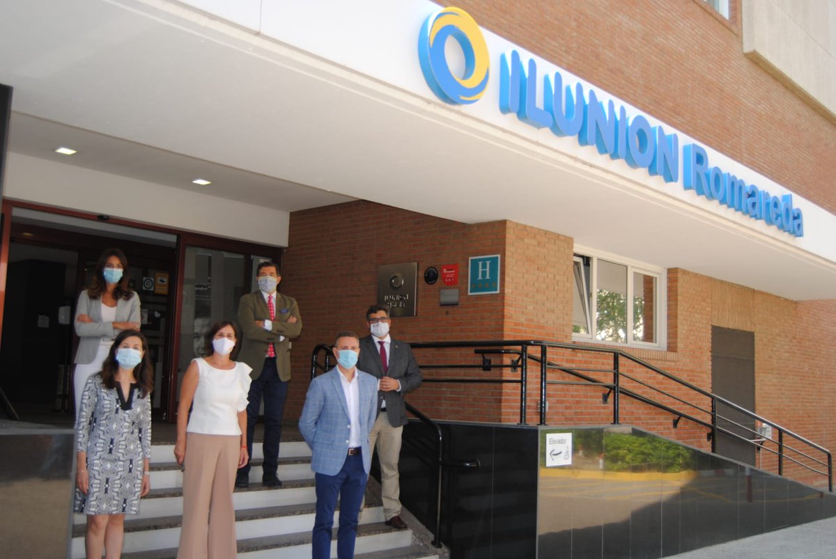 🏨 Hoy reabre sus puertas el hotel #ILUNION Romareda tras el cierre por la pandemia 😍

👍 Autoridades del <a href="/GobAragon/">Gobierno de Aragón</a>, del Ayuntamiento de <a href="/zaragoza_es/">AyuntamientoZaragoza</a> y de la <a href="/ONCE_oficial/">ONCE</a> han acompañado a nuestros compañeros de @Ilunionhotels durante la reapertura

ℹ️ ilunionromareda.com