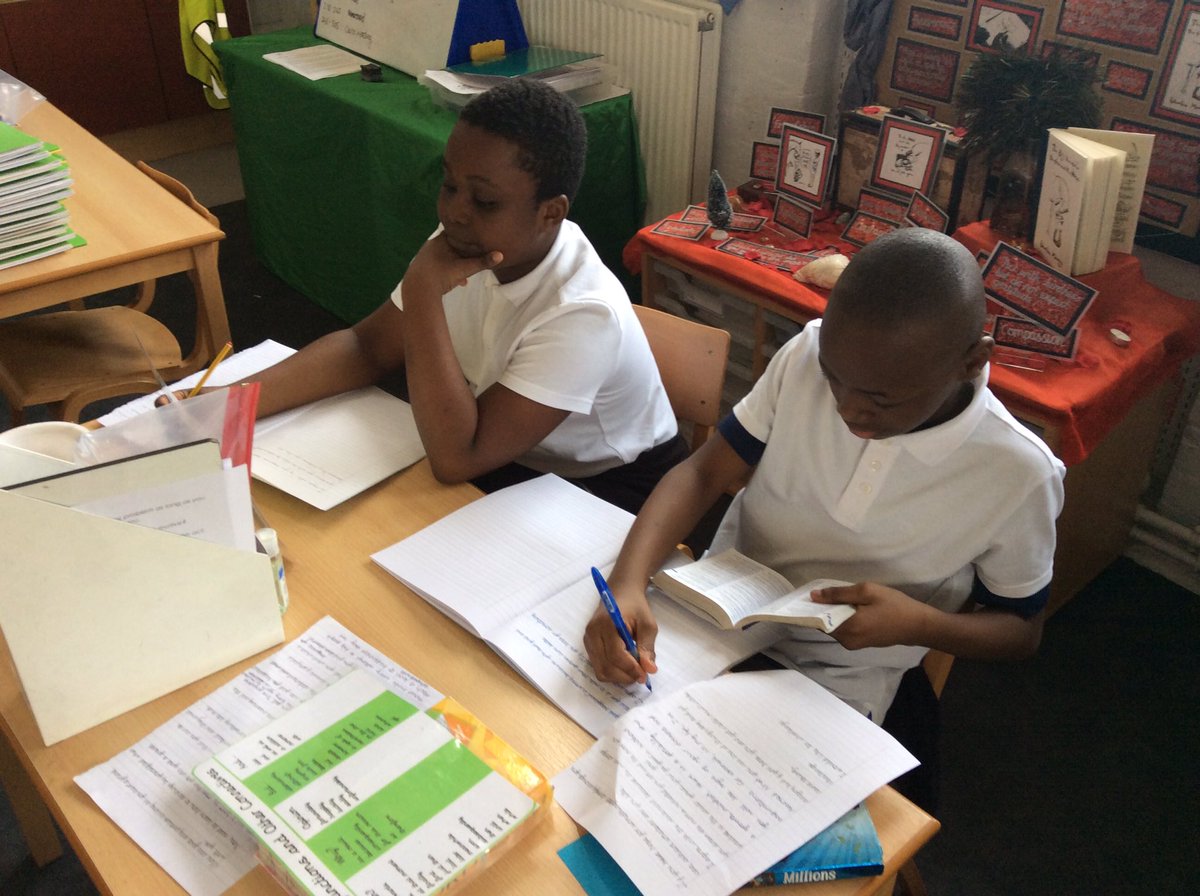 Mr Farooq and Tina are very proud of our responses today! Zoom into our work and check out our amazing presentation and accurate editing. 🌈⭐️ <a href="/WoodhillSchool/">Woodhill School</a>
