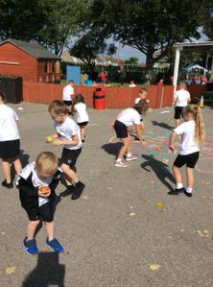 Hawthorn Tree School tweet media