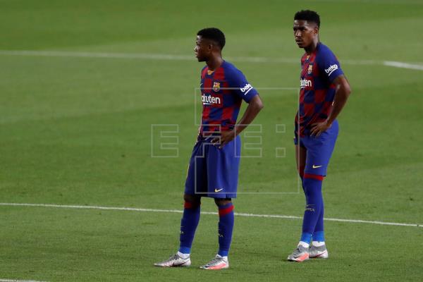 Efearabe's tweet photo. #برشلونة يعلن إصابة #أنسو_فاتي في الفخذ ليغيب عن أولى مباريات الفريق الودية استعدادا للموسم الجديد https://t.co/c5ID92XcUV
