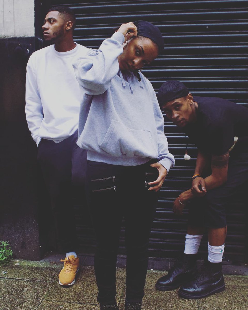 We are cooking up something for you guys. In the meantime share and stream our latest project🖤
-------------------
- Link in bio🙏🏾
- 📸<a href="/sassiru/">Ruby Butcher</a>
#raddix #2020 #offthebenchep
