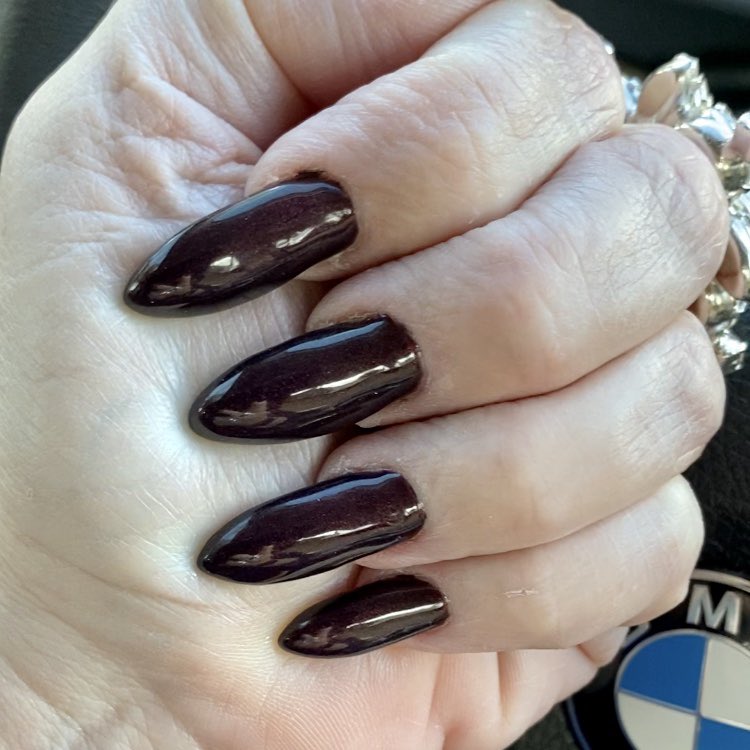 Oh_My_Divinity's tweet photo. No sunrise for me today. Mani-Pedi day. I decided to change up my usual Russian Navy OPI for a dried blood burgundy. #pointy #sharp #shecuts https://t.co/NF3wsVrBdG