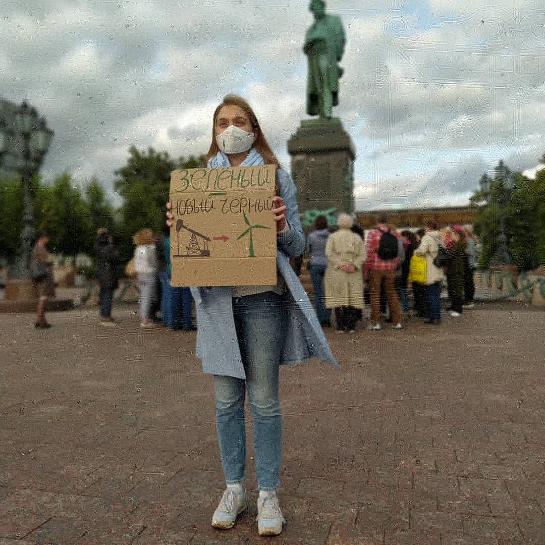 My 78th week. In support of #greenecovery. despite the fact that the government does not discuss these issues, this is what ordinary people want/need. We had enough wars, lies, and ecological disasters. Stop subsidizing fossil fuels – subsidize our future.
#FridaysForFuture