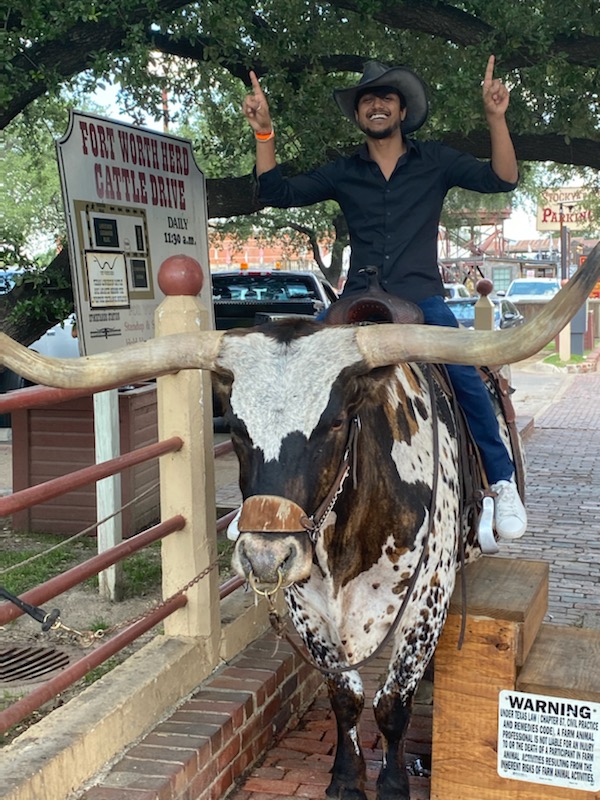 TechnologyBall's tweet image. #TechBall Terabyte Sponsor @C2Xcel is a proud supporter of Tech Ball and their CEO Jim McNeese also participates in our UTD Mentor program. Jim went above and beyond the suggested program engagement and ventured to Ft Worth with his Mentee Prateek to enjoy some Texas fun.