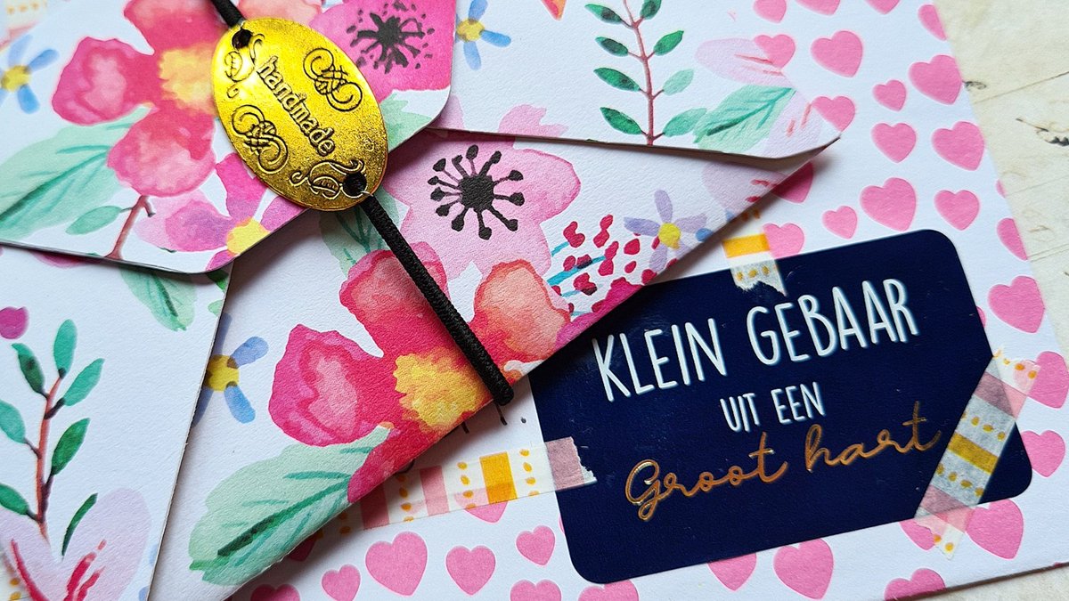 Op Instagram en Facebook zijn we al een hele poos actief maarTwitter is voor ons nieuw. Wil jij ons helpen om gezien te worden? Retweet!💞
❤
#aandachtvoorelkaar #liefdevollepost #zorgvoorelkaar #eentegeneenzaamheid #samen #kaartjesturen #kerstkaart #samentegen #metelkaar #liefde