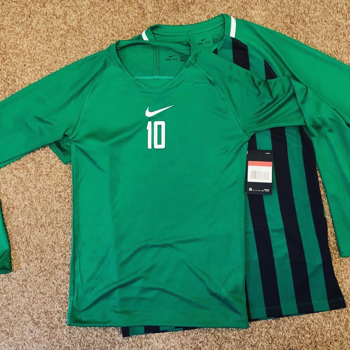 New @QCFC_U13 kit ready for the season 💚🖤⚽️