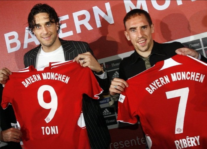 Small thread on Bayern's smart approach in the transfer market