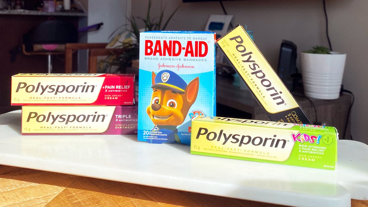 Nicks, splinters, scraped knees - oh my! 😢 As a parent, it’s guaranteed that you’ll go through a lot of first aid supplies. Our latest #FamilyRatedClub for BAND-AID® and POLYSPORIN® to the rescue! ⁣🦸‍♀️🦸‍♂️

APPLY by September 16th:
familyrated.com/article/new-fa…

#BANDAIDxPOLYSPORIN 🩹