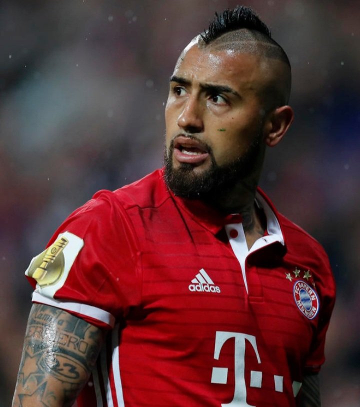 Vidal is an interesting one. Bayern didn't make profit off his sale to Barca but they got some solid years of service out of him and lthen sold the 31 year old for decent money. Since that his form has dropped off completely.