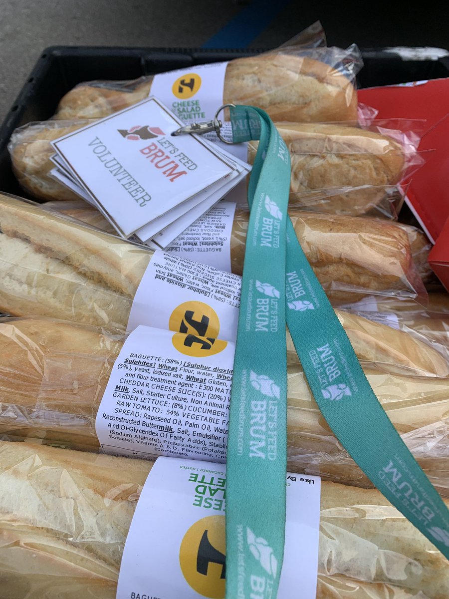 HolyheadEvents's tweet photo. We supported @letsfeedbrum with over 100 baguettes today for those living on the streets of Birmingham. Thanks to Gary for collecting at such late notice👏 #nofoodwaste #reducingfoodwaste #helpthehomeless #letsfeedbrum #fooddonation @holyhead_school https://t.co/zf2DFgOQdS