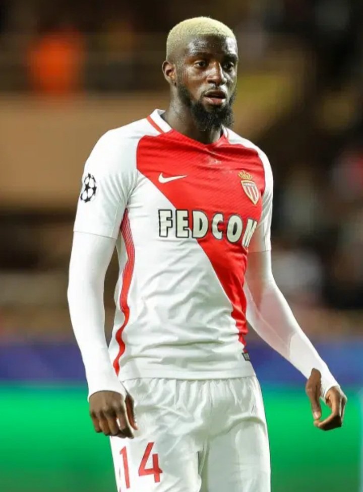 Bayern didn't sign highly rated players at the time such as Pepe, Malcom, Bakayoko, Dembele etc. because they had not shown that they could consistently do it at the top level yet.