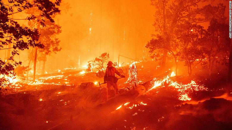 My heart breaks for Oregon, but it isn’t just my home that is burning; Australia, Siberia, the Amazon, Congo & the planet itself faces an unprecedented climate crisis. The devastation caused by a changing environment is not in the future (though worse comes), it’s here, now /3