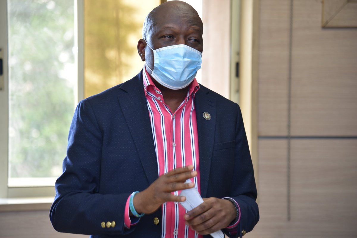ProfAkinAbayomi's tweet photo. I have been invited to speak on "Safety Starts with Us - Transportation  and Personal Health Responsibility".

The Lecture will provide platform for sharing ideas and in proffering suggestions on ways of addressing traffic congestion, health and safety #ForAGreaterLagos https://t.co/iLxu1UUkbS