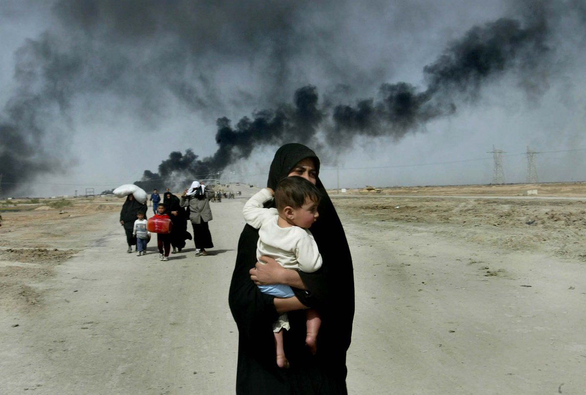 Since #September11 and the "war on terror", U.S. wars have:

▪️ Killed 335,000+ civilians
▪️ Displaced 9.2 million in Iraq (37% pop)
▪️ Displaced 5.3 million in Afghanistan (26% pop)

Most U.S. reconstruction funds have gone to armed forces vs. rebuilding. (@WatsonInstitute)