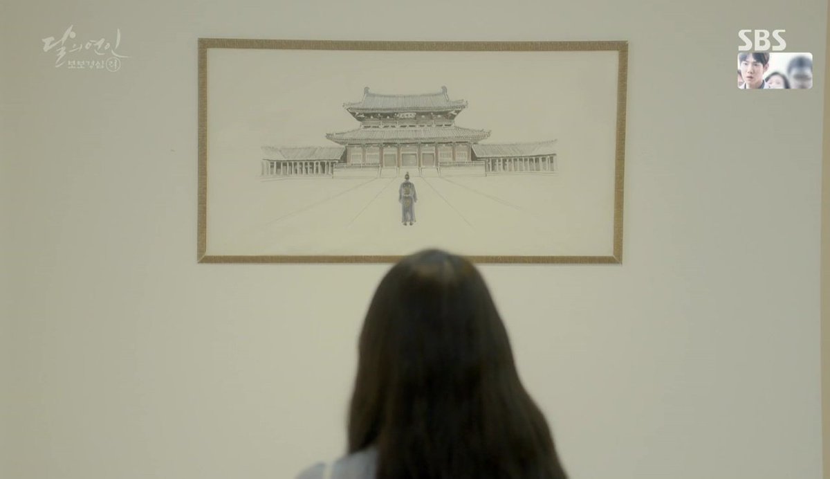 "it's just a portrait, it won't hurt you"

the portrait: