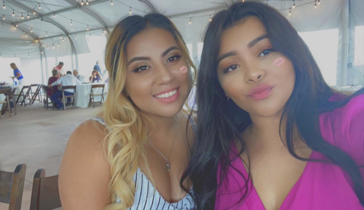jayypacheco_'s tweet photo. Happy Birthday to La Niña perdida! 🥳🎈🎂 i hope today is as wild as your side bun 😂 I love you girl! Thanks for always being there for me 💕 @okaaywhytho https://t.co/yn0Si7ctgH