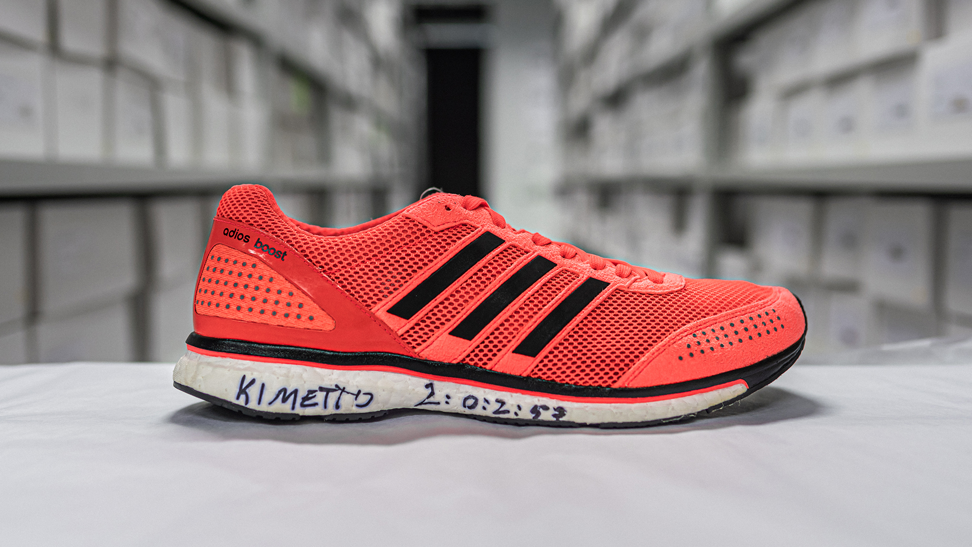 systematisch staart Kan niet lezen of schrijven adidas Running on Twitter: "With the adizero adios Boost 2.0 on his feet,  Dennis Kipruto Kimetto changed fast forever at the 2014 Berlin Marathon.  Crossing the finish line in a world record