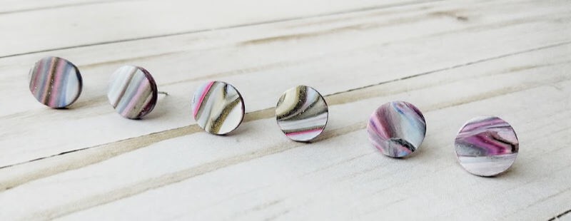 SavvyAtHomeMom's tweet image. "These marbled clay Stud earrings are everything!" lttr.ai/WTVI

 #earringdiy #marbledearrings