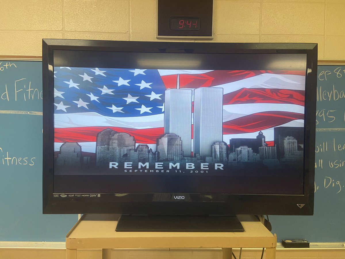_CoachGMaddox's tweet photo. #neverforget #remember911 @Cburgmiddle @jenajonescms @AshleyGableCMS #EmpowerCMS #CMSPE https://t.co/HaVizn4eQV