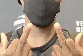 And I want to be clear- most of this is WORD FOR WORD from the podcast; there is a little bit of paraphrasing but it’s mostly to keep context in my 120 character limits. You don’t need to make shit up when it comes to Bill Simmons. I rate this podcast: 8 Lowry Birds (hehe)