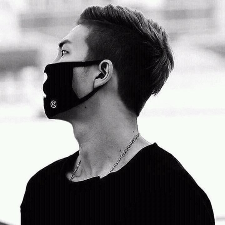 khiphopootaku's tweet photo. HAPPY RM DAY
Hoy es un día muy especial,ya que nuestro querido líder hoy cumple años aunque aún así seguirá siendo bebé koya🐨💜
Lo seguiremos amando y apoyando igual que al grupo como ellos lo antes echo echo todos estos años por army💜
#NamjoonBirthday #RMStreamParty #Namjoon https://t.co/eQzJQYqxdk