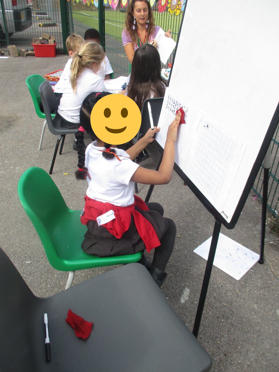 brackprimary's tweet image. ...and Y1 loving their transition with some wonderful outdoor learning! #primaryfun #backtoschool