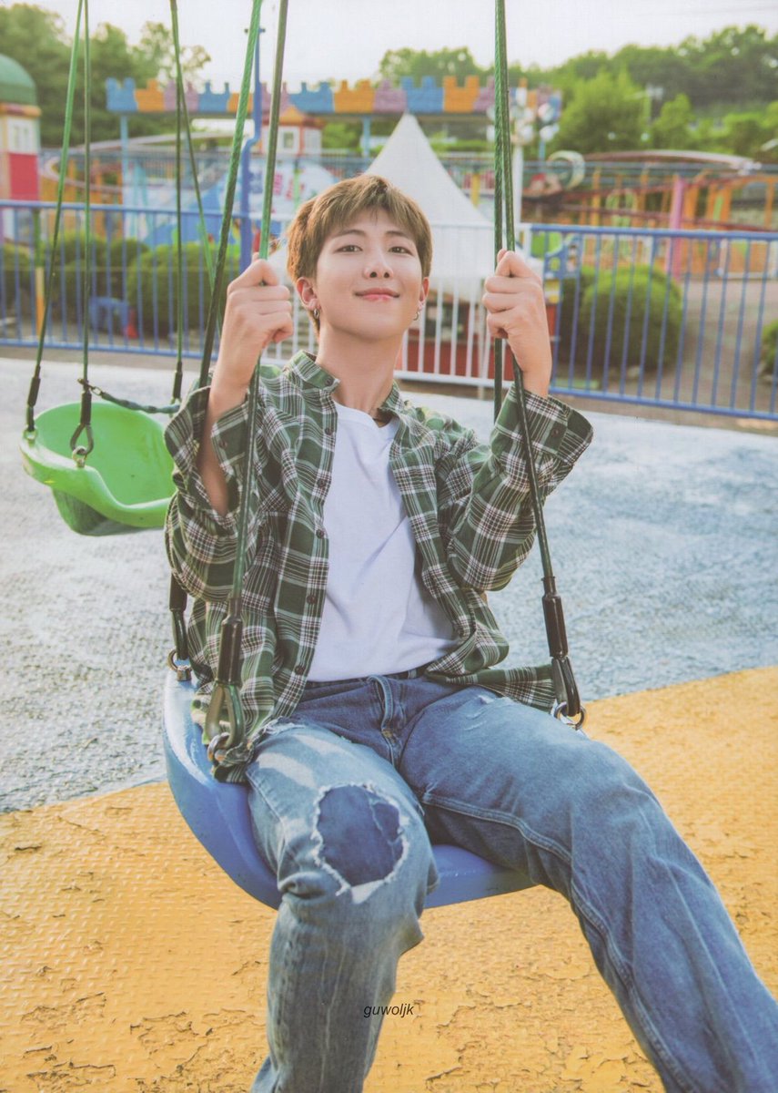 Yeotan_07's tweet photo. Happy birthday Kim Namjoon😘

#RMTheOnlyOneEver
#OurHeartBeatRM
#OurHipHopLegendRM
#NamjoonOurLimitedEdition
#너의_존재가_내_힘이야_남준
#AtLeastThisPlanetHaveNamjoon
#ForeverLeaderRM
#HappyBirthdayNamjoon
@BTS_twt https://t.co/80675RZoyD