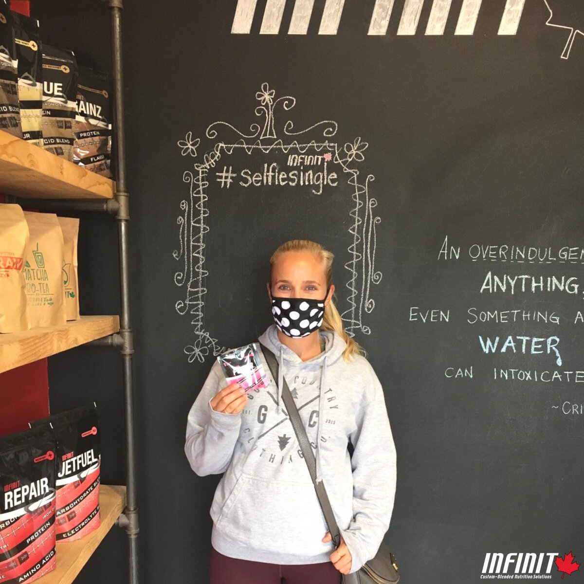 grupponutrition's tweet photo. SELFIE SINGLE
@kimaroch & @brooklynsiddall were at Infinit picking up their orders! They participated in our selfie single challenge and took a sample of Power on their way out!
#infinitcanada #selfiesingle #nutrition #infinitfuelsme #power #fuelledbyinfinit https://t.co/ltlMBNmwl4
