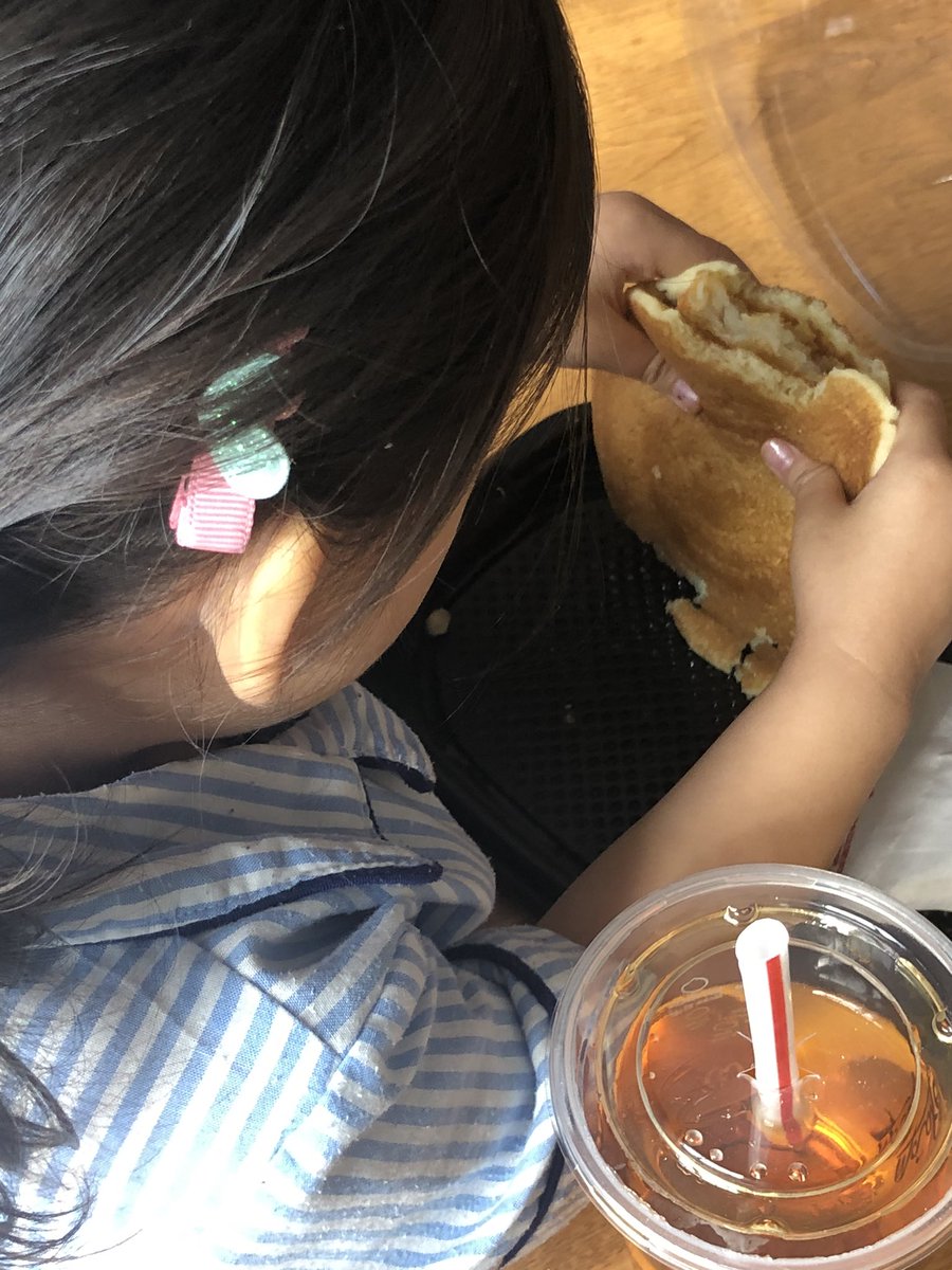 SLYNNLEONG's tweet photo. She’s always inventing new food combinations. Today’s is 🥞 &amp; 🥔 (hash-brown)@McDonalds https://t.co/iXvHWapCfN
