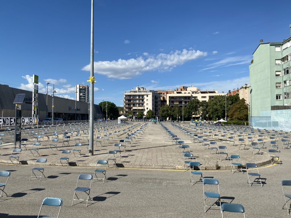 MartaRotllan's tweet photo. A #Girona no renunciem al Dret de Manifestació
Camí cap a la #Independència 
#ObjectiuIndependència #11Set20 https://t.co/VNtWr7wzD6
