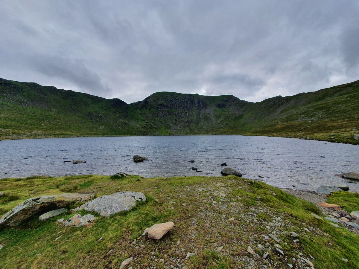 L_Mitchell3's tweet photo. The best way to spend my birthday 🎂 #helvellyn #stridingedge #swirreledge #PhysicalActivity https://t.co/xAvoNYCxjp