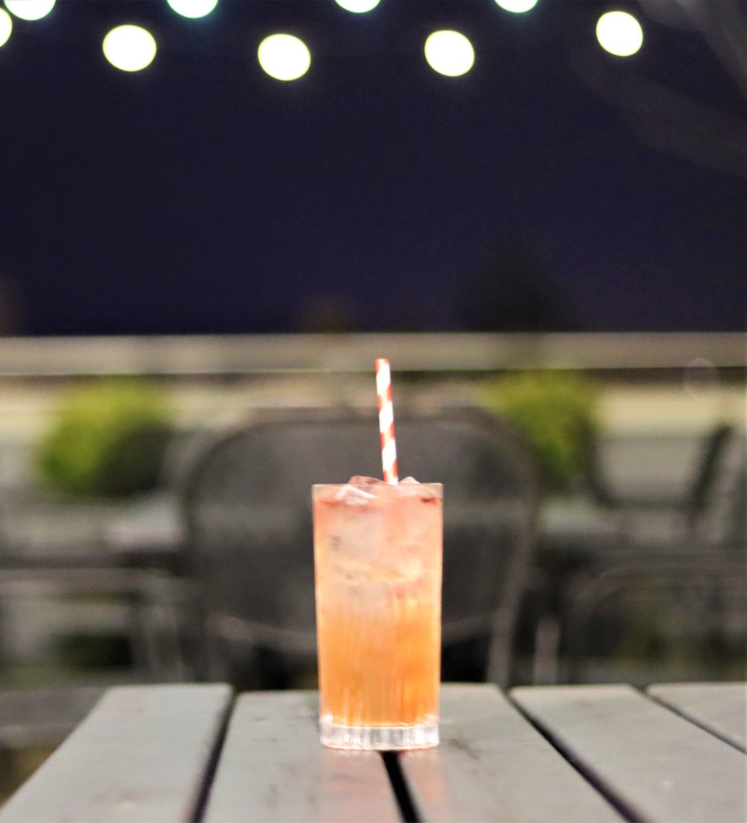 COCKTAILS 

Don't forget, our cocktail bar is open from 5pm! We'll be serving all your Charles' Bar favourites from the white shed in De Koffie Pot courtyard.

Please visit leftbank.bytable.net to remotely order food and drinks after arrival.

#herefordcocktails #riverwye