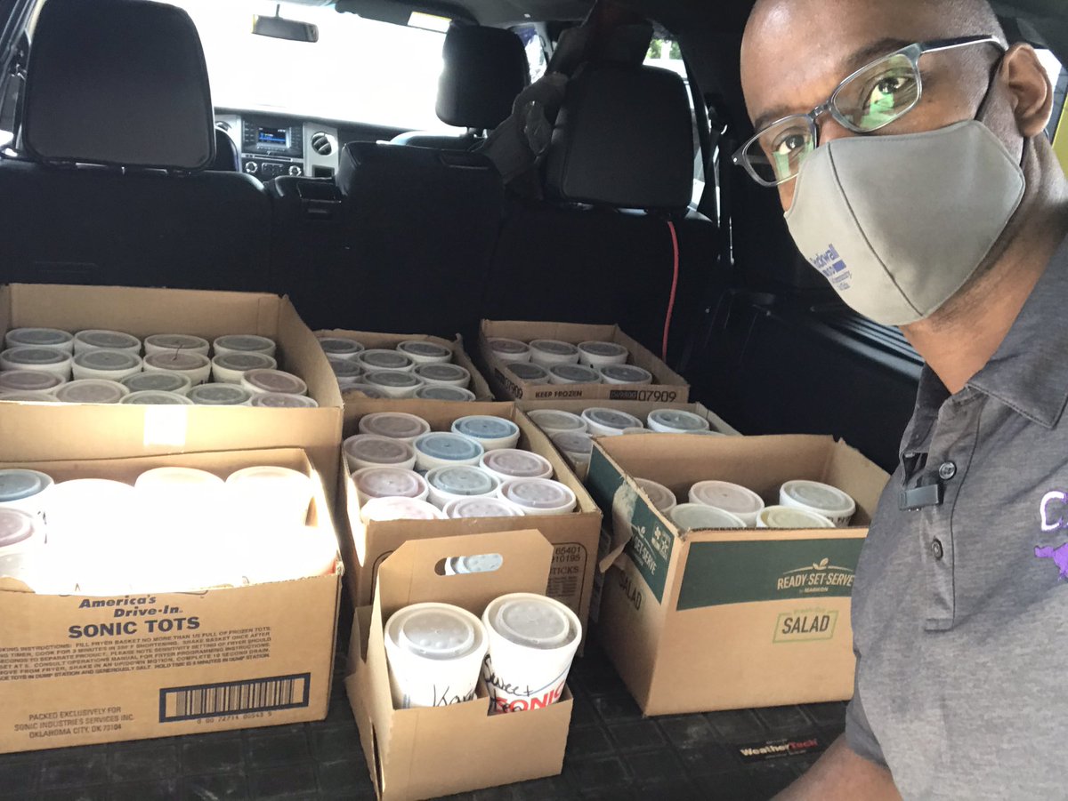 CainMustangs's tweet photo. 79 drinks for 79 ROCKSTARS!!! Show thanks and appreciation for our Cain staff! They deserve every ounce! #cainconnection #cainstrong #teachersrock #paraprofessionalsrock https://t.co/xVvjvdjFxP