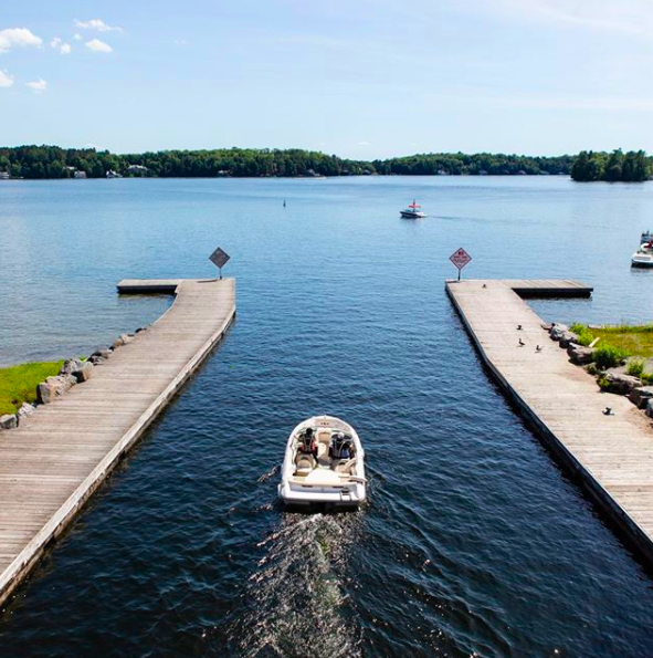 Safe Harbour Insurance 🇨🇦 (@safeharbourca) on Twitter photo Q: What should you do to avoid collisions with other boats?
A: Always maintain a watch, understand marine navigation rules, be boat smart and use common sense.
➡️For 7 more tips from <a href="/discoverboating/">Discover Boating | Your Go-To Boating Resource</a>, visit bit.ly/32kNjar Q: What should you do to avoid collisions with other boats?
A: Always maintain a watch, understand marine navigation rules, be boat smart and use common sense.
➡️For 7 more tips from <a href="/discoverboating/">Discover Boating | Your Go-To Boating Resource</a>, visit bit.ly/32kNjar