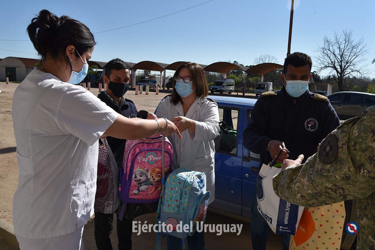 EJÉRCITO DE URUGUAY - Página 31 EhpPjIXXkAEC8vE?format=jpg&name=medium