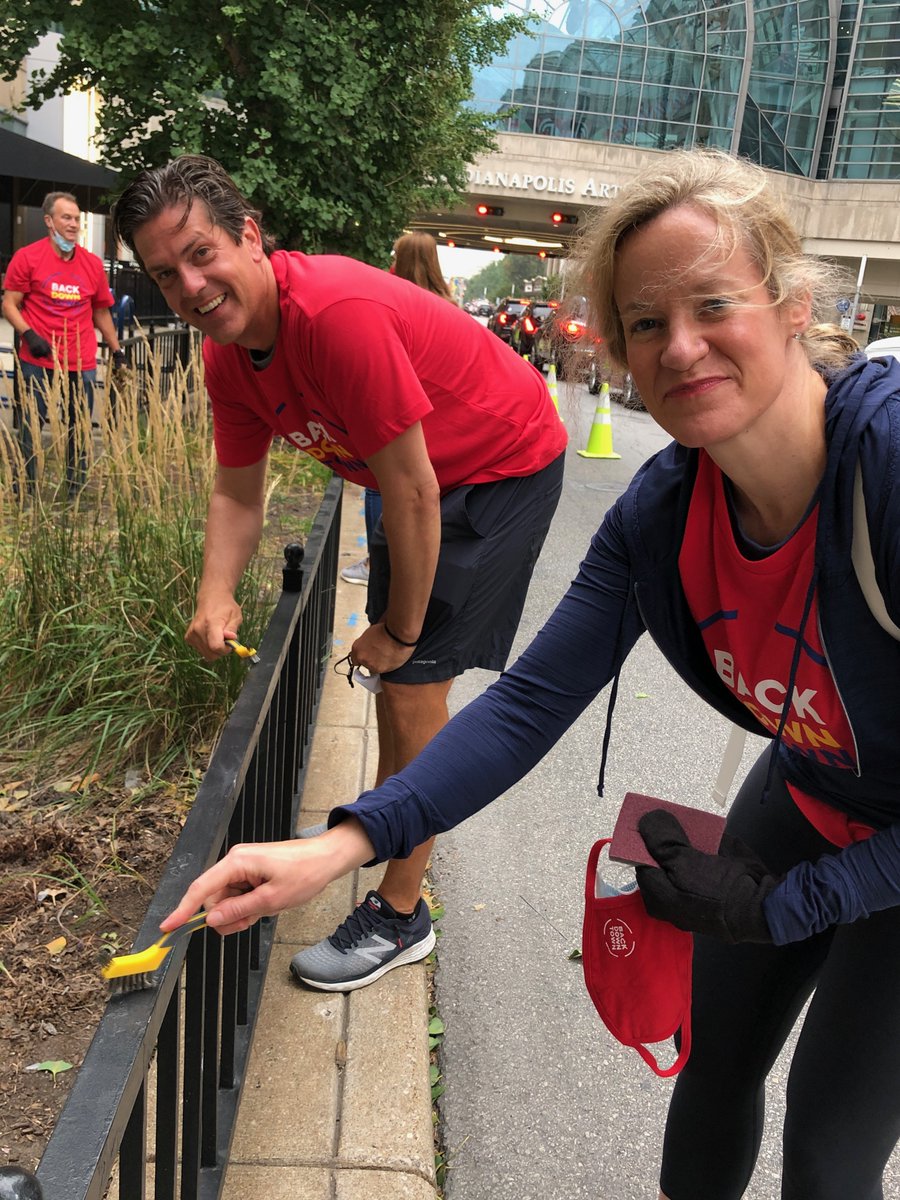 IndyDT's tweet photo. Thank you @FirstPersonBA, @IndyChamber, @RowlandDesign and @SecondHelpings for helping beautify Downtown today and making it a great place to come Back Downtown to!
#BackDowntownIndy https://t.co/7I2zdirhZi