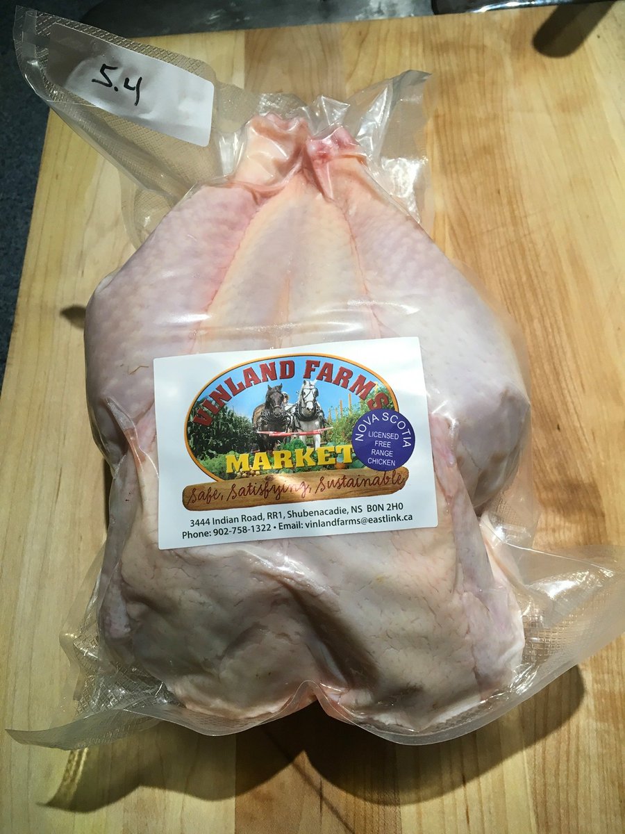 RussellDirect's tweet image. The sun is slowly starting to come out, so it's the perfect time to stop by the Farmers Market at 65 Cobequid Road and pick up some great stuff from some great local vendors! On today until 6pm!