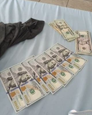 Bongo_5's tweet image. Money been there for me since day one never had to argue with it sometime it go but always come back around not like these other fake niggas