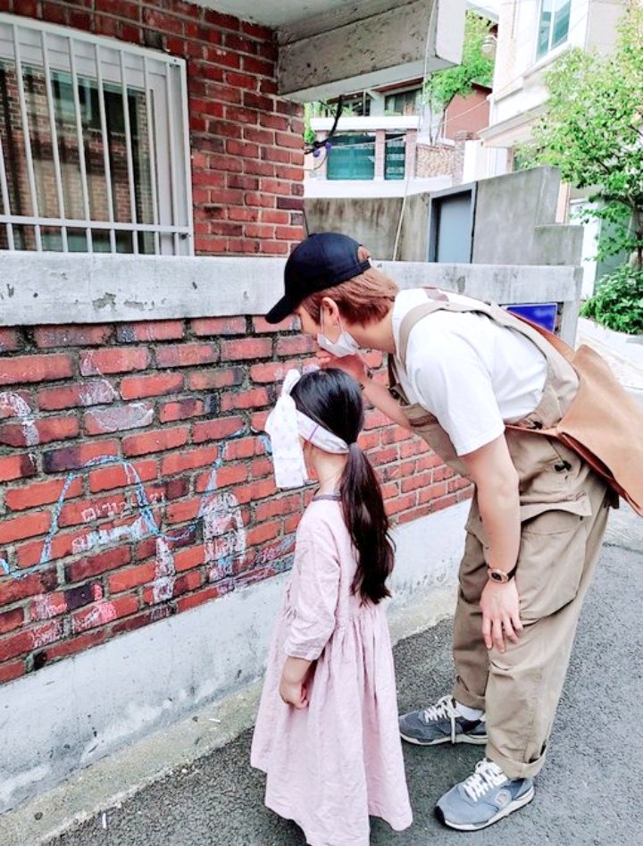 7Jazkook's tweet photo. @BTS_twt Anak nga pala namin ni namjoon ehe.ᶜʰᵒᵘʳ 

ʜᴀᴘᴘʏ ʙɪʀʜᴛᴅᴀʏ ɴᴀᴍᴊᴏᴏɴɪᴇ. ᴡᴇ ʟᴏᴠᴇ ʏᴏᴜ. ᴋᴇᴘᴘ sᴀғᴇ. Bᴇ ʜᴇᴀʟᴛʜʏ ᴀɴᴅ ʙᴇ ʜᴀᴘᴘʏ. Iᴍ sʟᴇᴇᴘʏ ʙᴜᴛ ɪ ᴡᴀɴᴛ ᴛᴏ ɢʀᴇᴇᴛ ʏᴏᴜ. ɢᴏᴏᴅɴɪɢʜᴛ. Bᴏʀᴀʜᴀᴇ. 💜💜😪🤧✊

Lᴏᴠᴇ ғʀᴏᴍ:🇵🇭 https://t.co/B4DLTHvgFG
