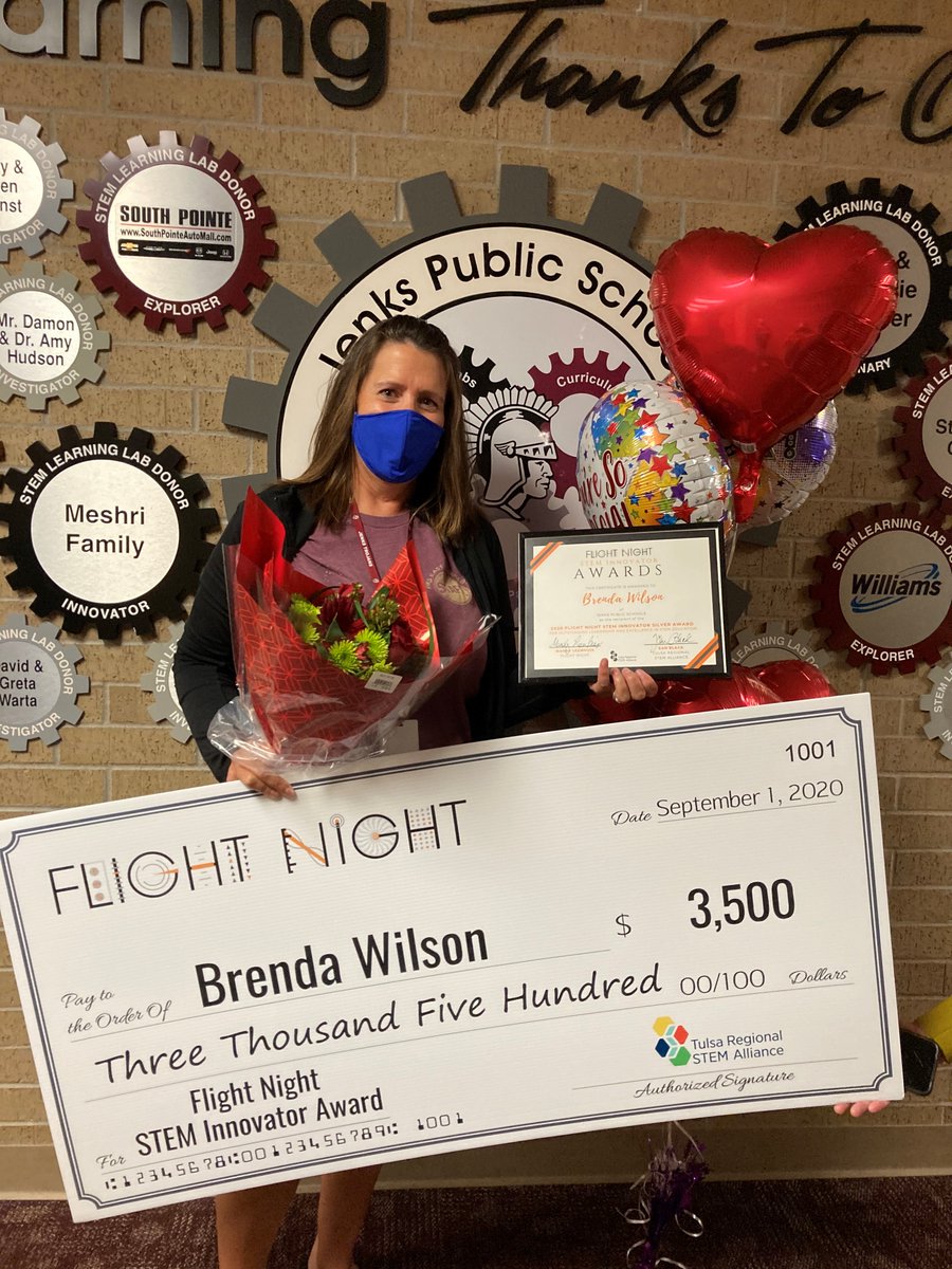 Congrats to Brenda Wilson, STEM educator at <a href="/JenksEI/">JEI</a>, on winning a STEM Innovator Award from <a href="/FlightNightUSA/">Flight Night</a>    and @TulsaSTEM, as well as a $3,500 grant to put toward new technology at JEI. Way to go, Brenda! 👏
