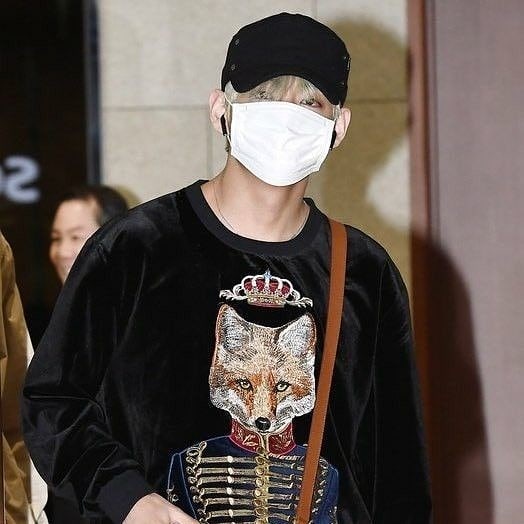 KimTaehyunga10's tweet photo. @BTS_twt https://t.co/a8yck4VDu8