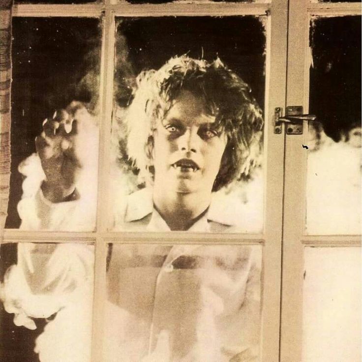 Knock Knock
Looks like the weekend is knocking on the door.