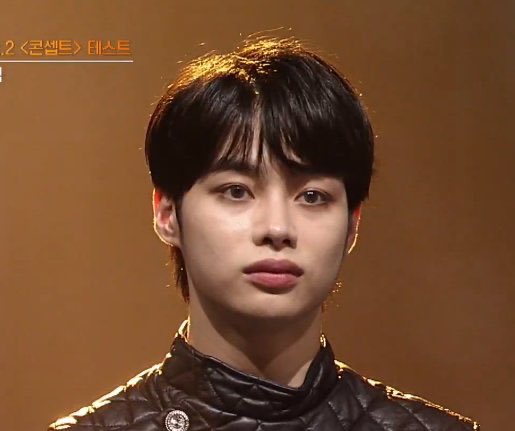 ___LittleMoon_'s tweet photo. QUE SI ESTOY LLORANDO? SI ESTOY LLORANDO Y NO ES BROMA. Fue mi favorito desde el inicio, cuando fue a GROUND me sentí mal, pero ver como se esforzaba me llenó de ánimo. Verlo entrar a ILAND por primera vez me hizo gritar como nunca, ayudando obtuvo el... #ILAND_EP11 https://t.co/EHZinPBx6R
