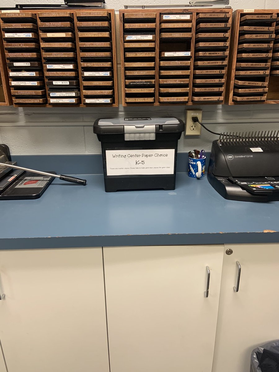 collablabladies's tweet photo. Teachers can find all of the paper choice options for each grade level in each copy room. Help support the students in your class by providing writing paper choices in your class writing center. #FMTlearns https://t.co/ByTUXuWRh2