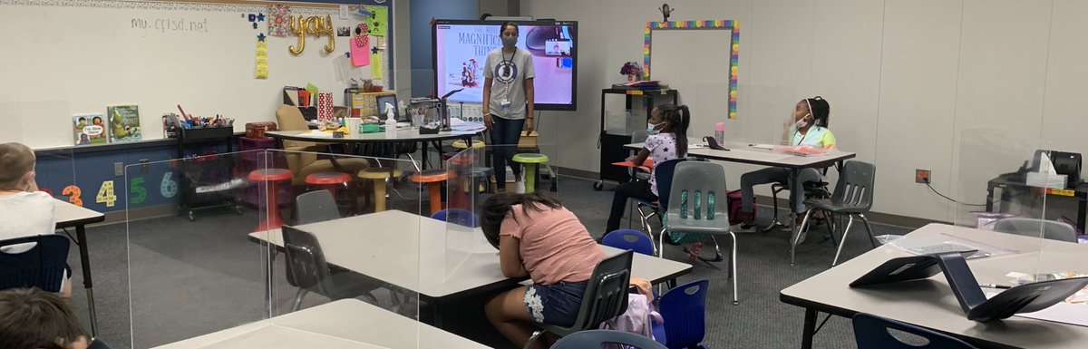 christinacole03's tweet photo. Itโs read aloud time @Danish CFISD! Both Connect and face to face a students are looking forward to hearing the story! #CFISDstrong @CyFairISD @11greenwave @DrBcyfair @deblackshear https://t.co/Ip9ONvuQt6