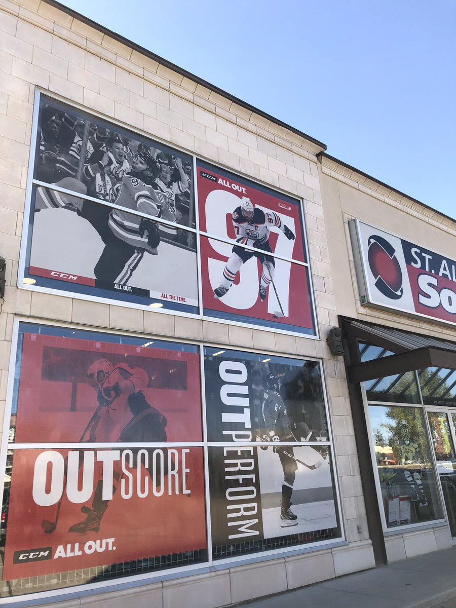 SFSstalbert's tweet photo. New wall outside just in time for the start of the season ! Also Wednesday and Thursday we are now open till 8 #hockeysback https://t.co/NApzHxdK0o