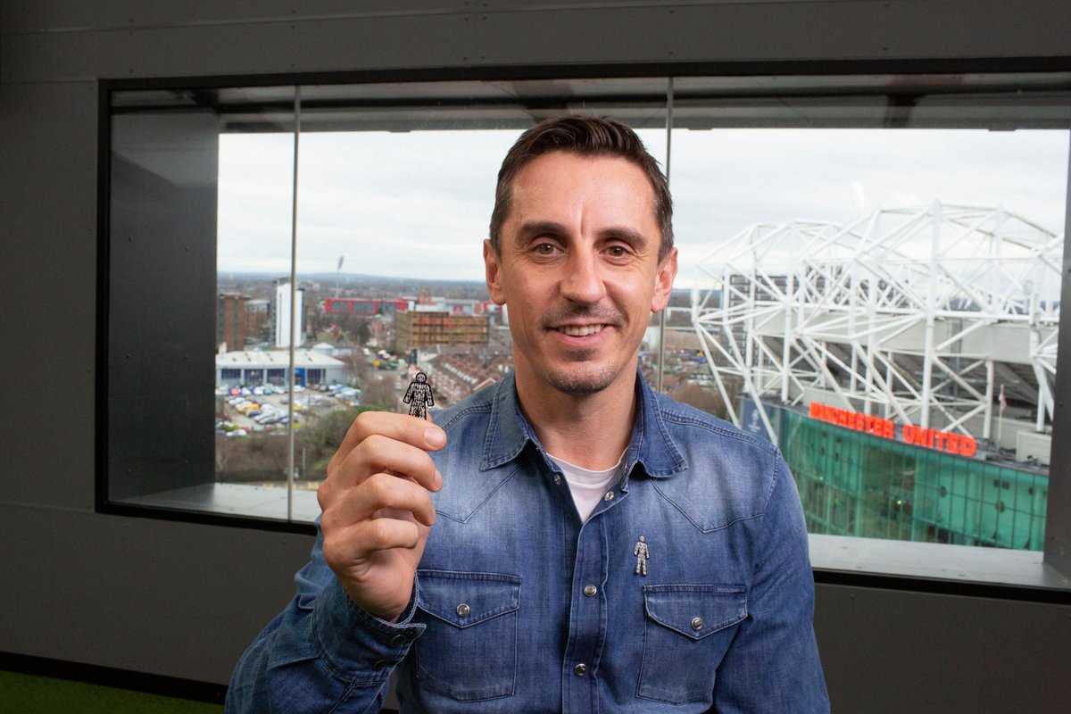 ProstateUK's tweet photo. "This is the badge that I see most on managers up and down the country, on Saturday and Sunday afternoons, when I’m covering the games."

The new season is here and so is the #ManofMen badge 🙌

Get your own to wear with pride like @GNev2 👉 https://t.co/HBuUPF70JG https://t.co/OEn1SeyKEi