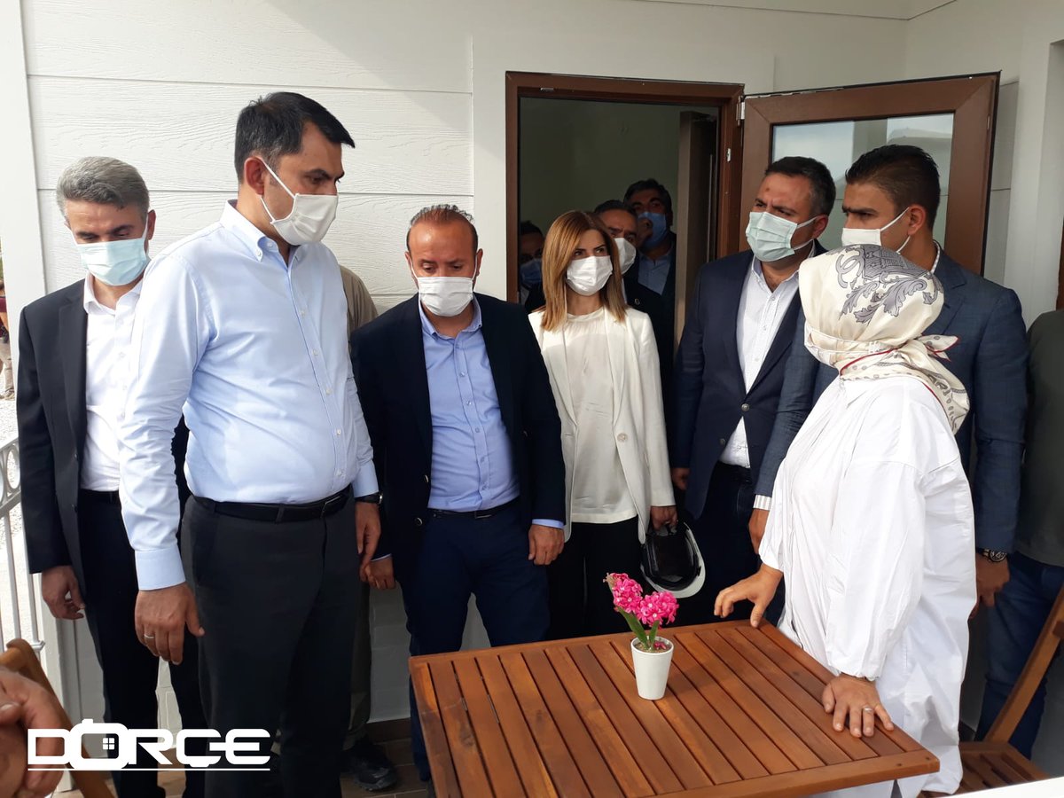 .C. Çevre ve Şehircilik Bakanımız Sn. Murat Kurum ve Malatya Milletvekillerimiz Sn. Öznur Çalık ve Sn. Hakan Kahtalı'yı, alt yapı ve üst yapı olarak anahtar teslim müteahhitliğini yaptığımız...
linkedin.com/feed/update/ur…
#dorce #dorçe #prefabrikkonut #çelikkonut #depremkonutları