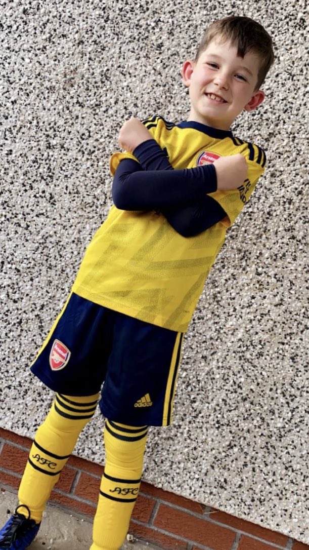 rebs_93's tweet photo. @Aubameyang7 meet Ruben, he’s your biggest fan 😎 we look forward to cheering you on tomorrow! #arsenal #gunners #WakandaForever ⚽️❤️ https://t.co/yCHTbUTyUM