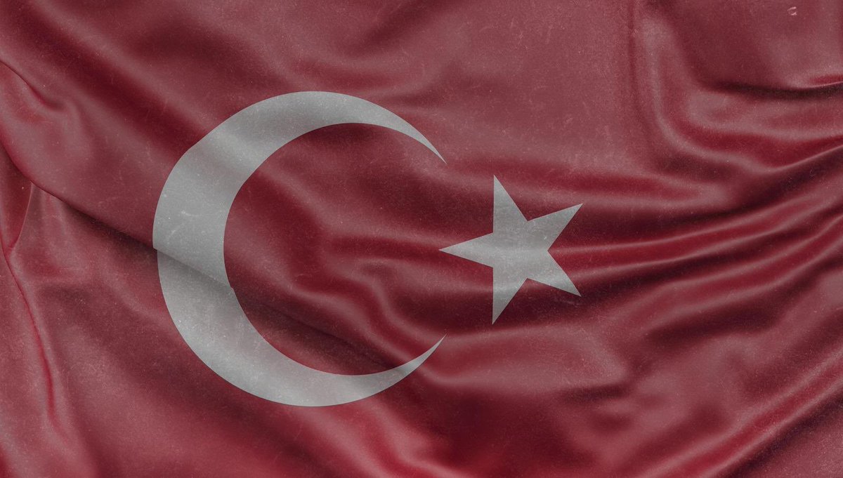 Van'ın Çatak ilçesinde yürütülen operasyonda şehit düşen Yüzbaşımız ile Jandarma Uzman Çavuşlarımıza Allah'tan rahmet, ailelerine ve yakınlarına başsağlığı, yaralanan Yarbayımıza ise acil şifalar diliyorum.

Milletimizin başı sağ olsun. 🇹🇷